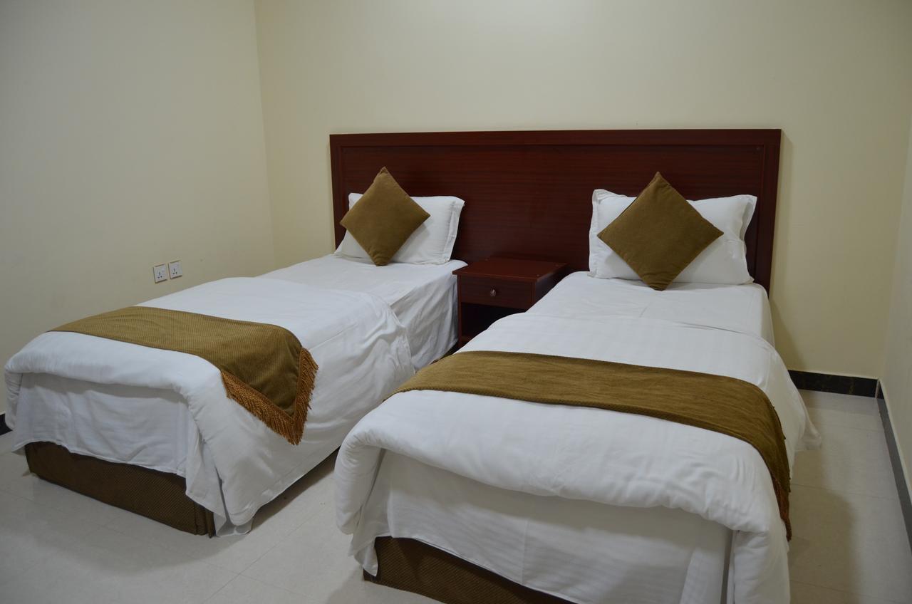 Layale Alnile Aparthotel Dammam Ngoại thất bức ảnh