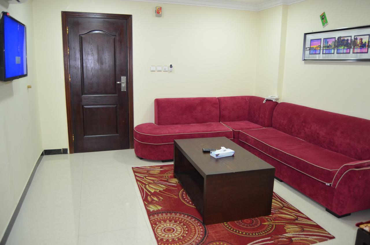 Layale Alnile Aparthotel Dammam Ngoại thất bức ảnh