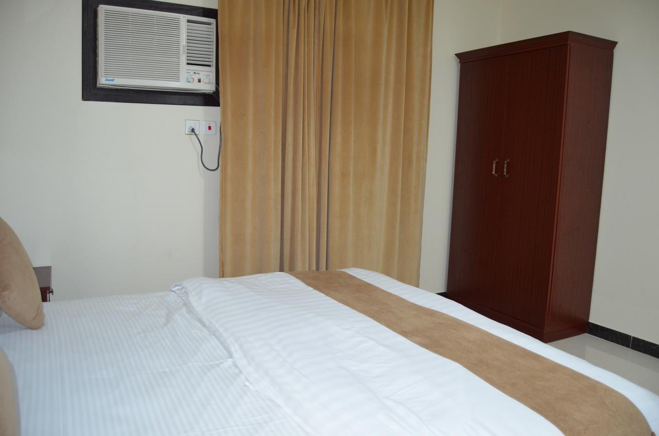 Layale Alnile Aparthotel Dammam Ngoại thất bức ảnh